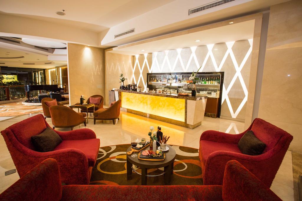 The Grand Fourwings Convention Hotel Bangkok Exterior photo