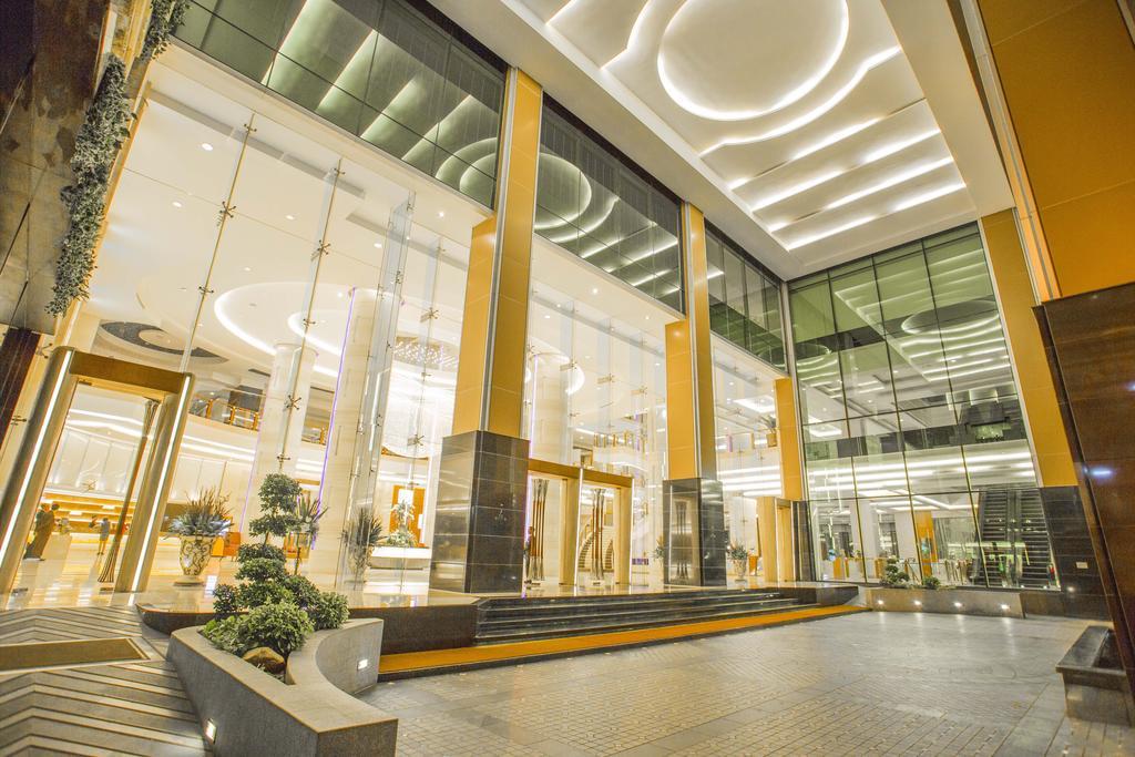 The Grand Fourwings Convention Hotel Bangkok Exterior photo