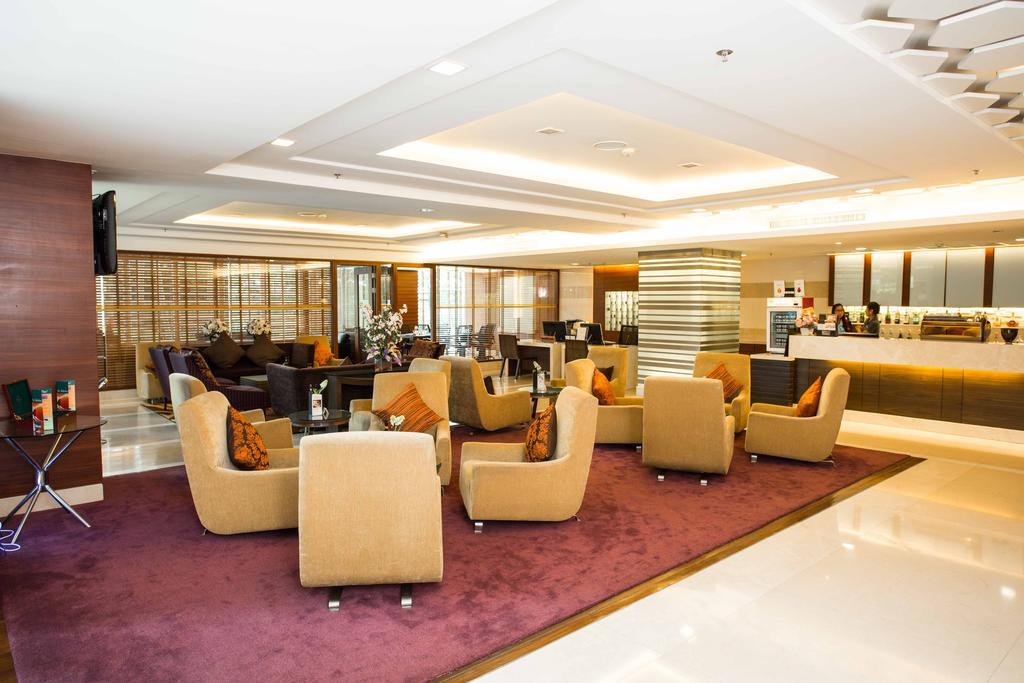 The Grand Fourwings Convention Hotel Bangkok Exterior photo
