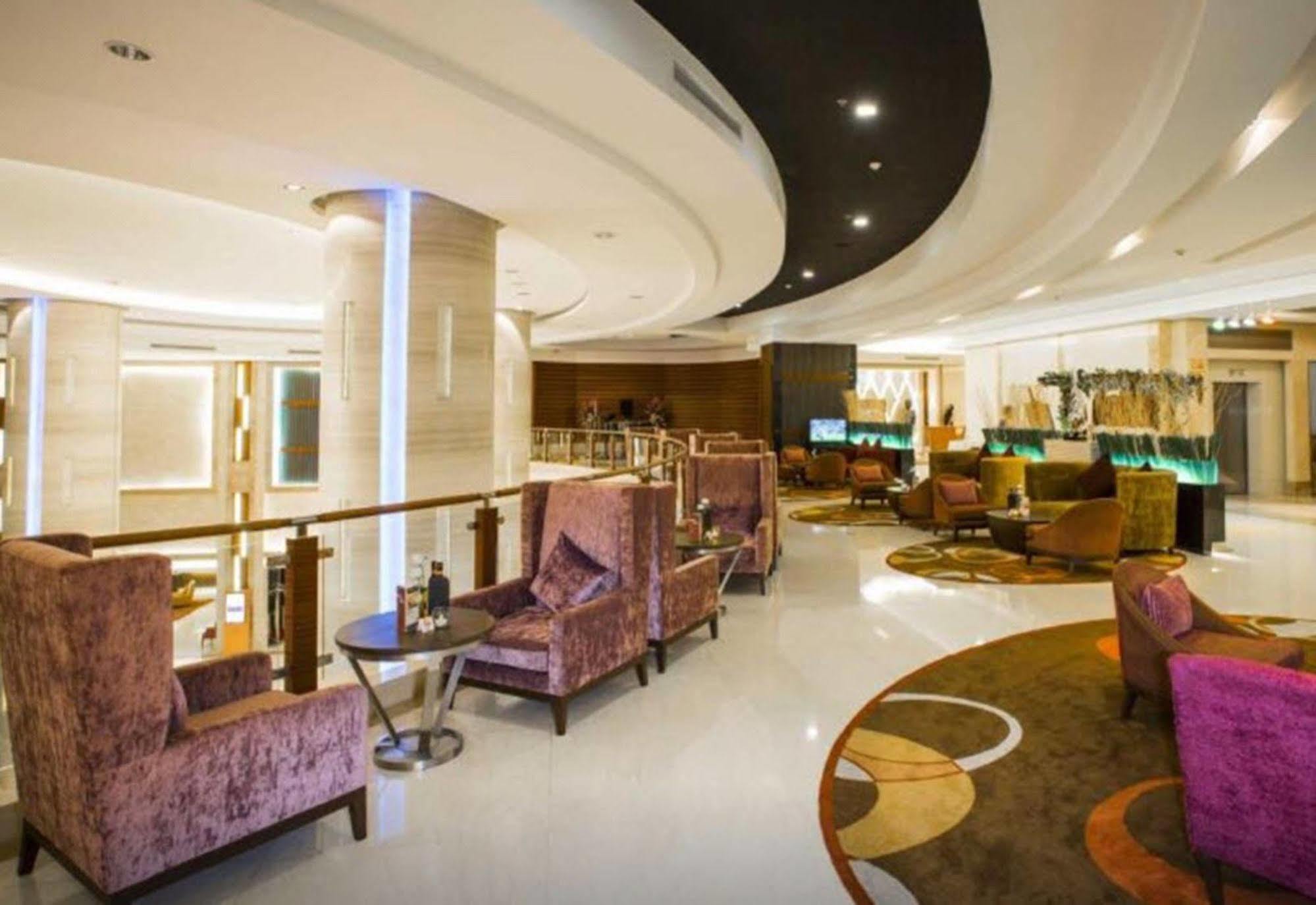 The Grand Fourwings Convention Hotel Bangkok Exterior photo